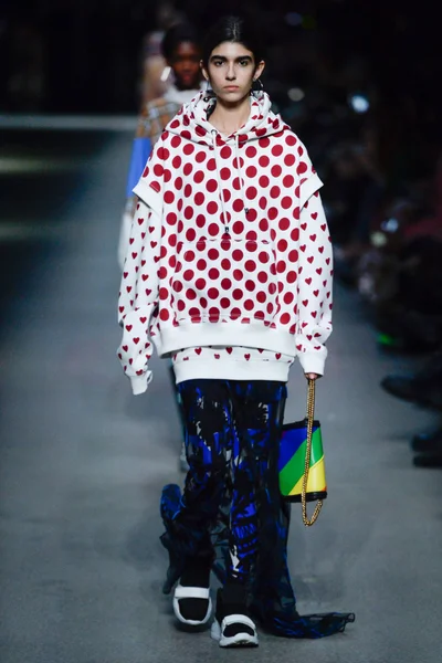 Look 61